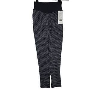 Oudota Butt Lifting Scrunch Leggings Large NWT